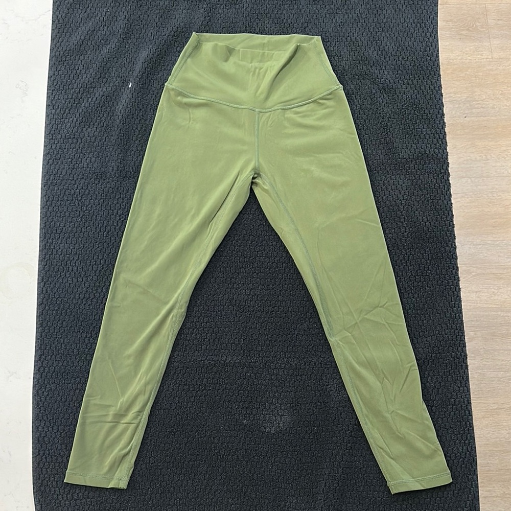 Born Primitive Inspire Leggings